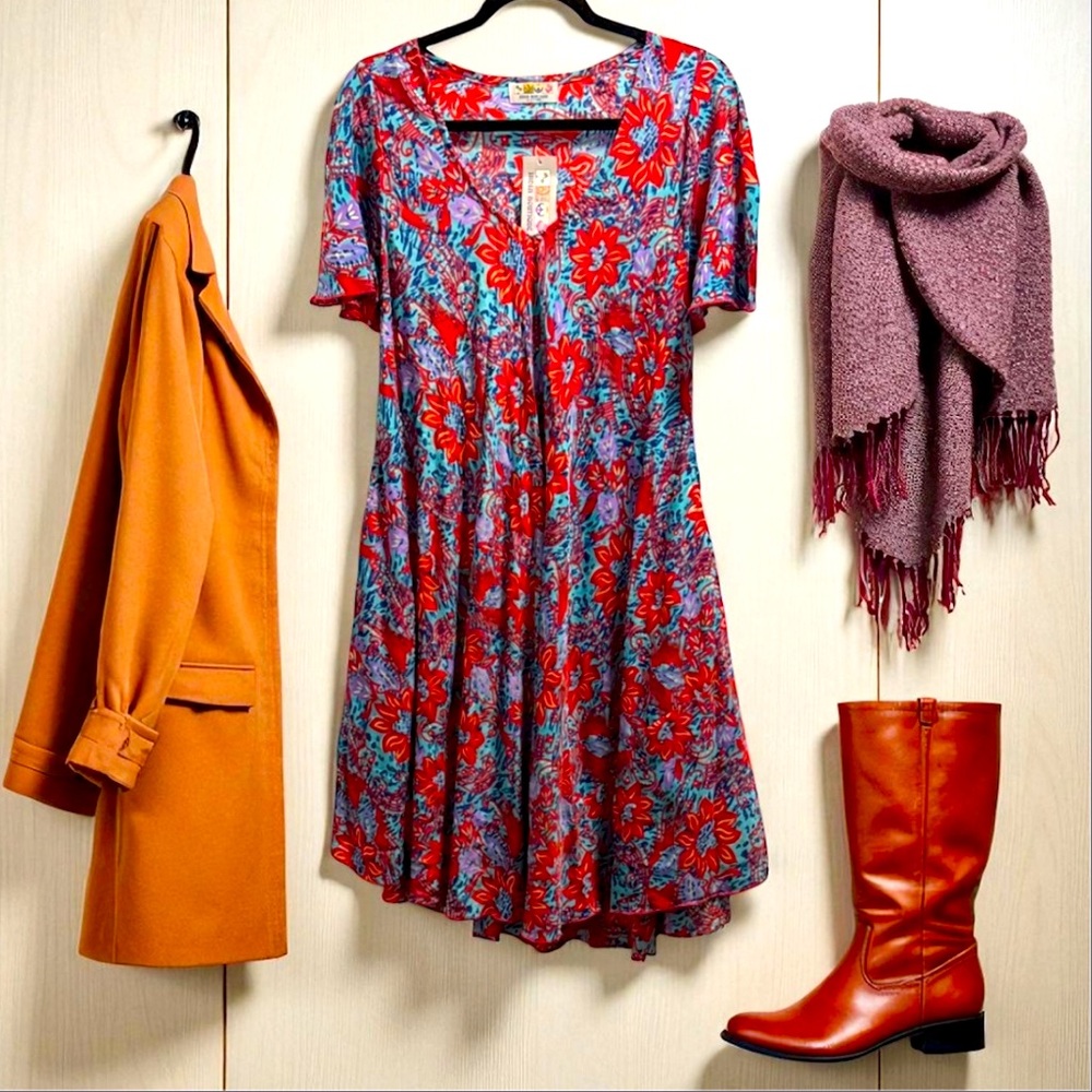 India Boutique Red & Blue Floral Rayon Cotton Dress w/ Gold Accents (L)